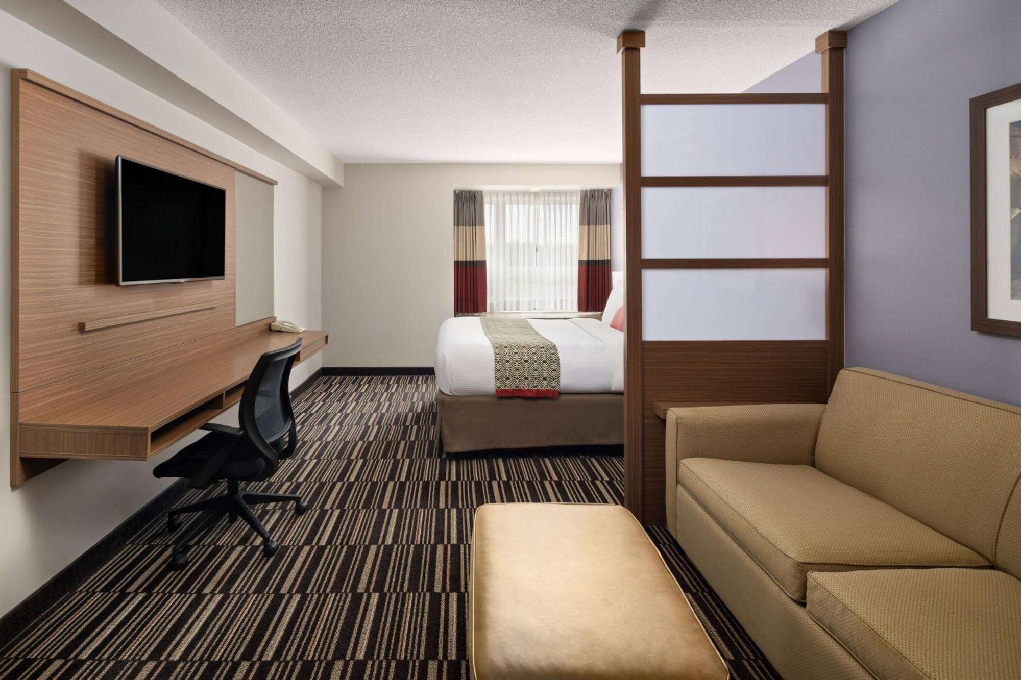 Microtel Inn & Suites By Wyndham Kirkland Lake Dış mekan fotoğraf