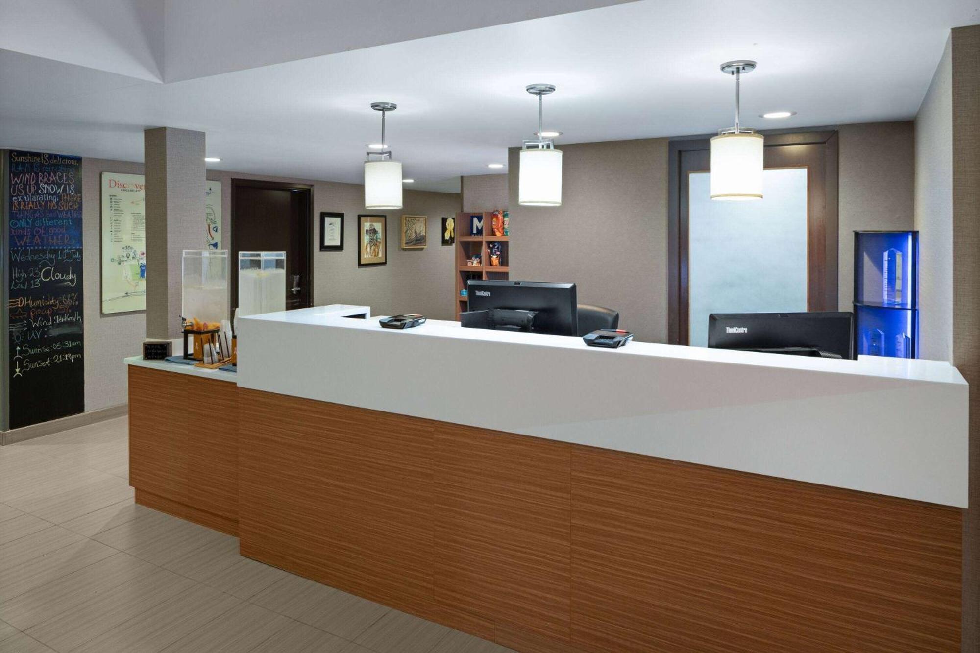 Microtel Inn & Suites By Wyndham Kirkland Lake Dış mekan fotoğraf