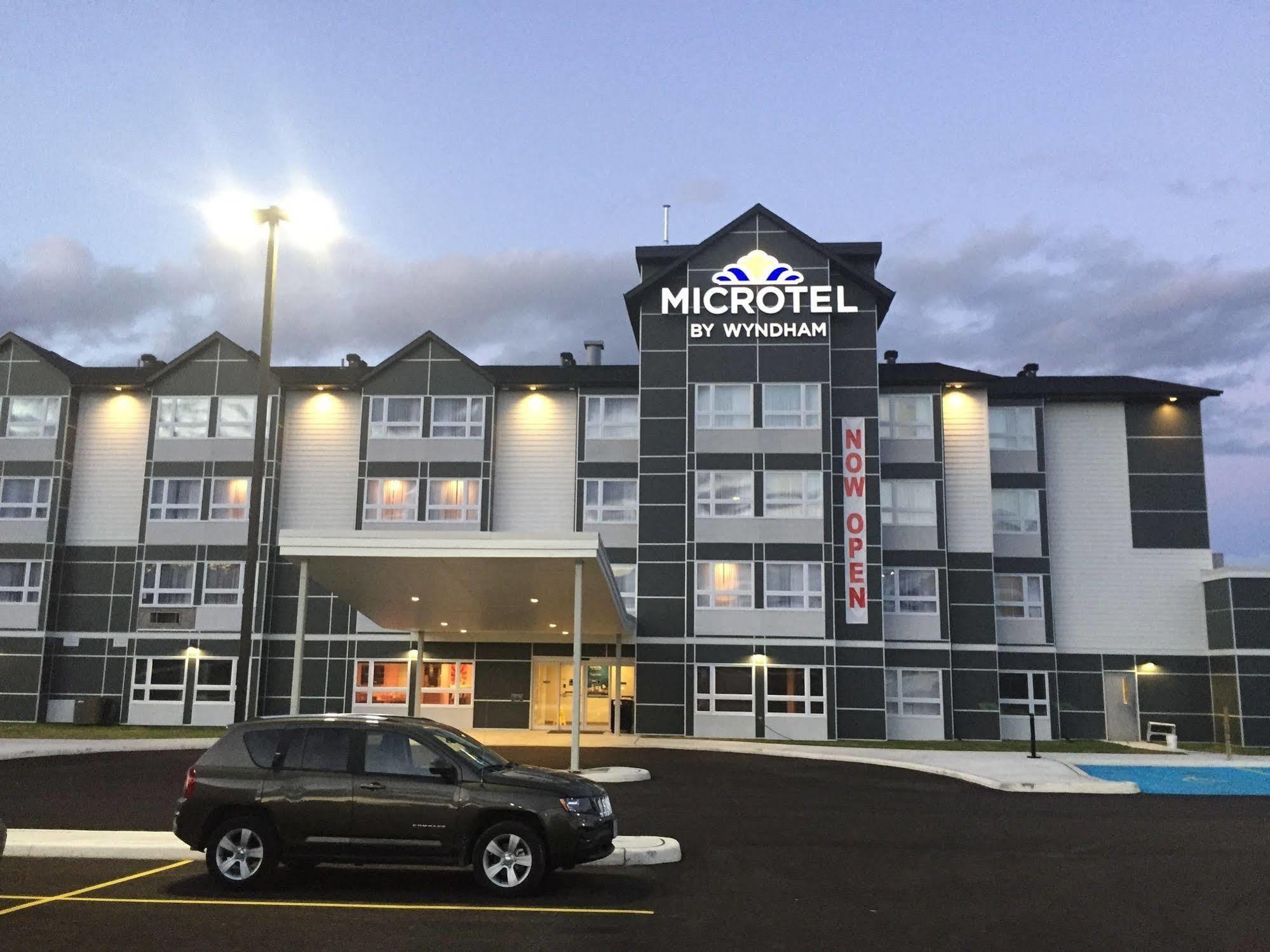 Microtel Inn & Suites By Wyndham Kirkland Lake Dış mekan fotoğraf