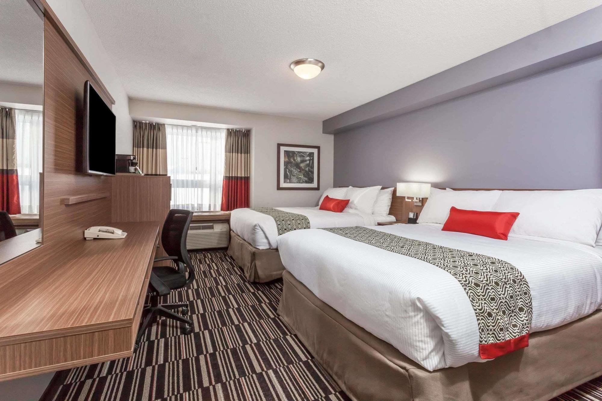 Microtel Inn & Suites By Wyndham Kirkland Lake Dış mekan fotoğraf